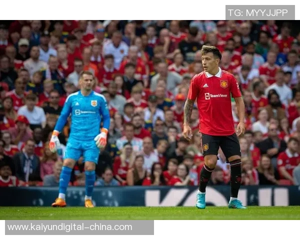 曼联迎战谢菲联全力争胜球迷期待精彩对决与激情时刻